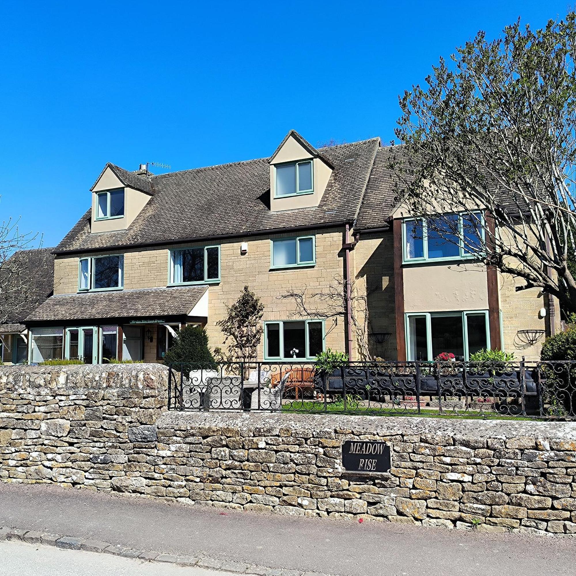 Meadow Rise Guest House Bourton-on-the-Water Exterior photo